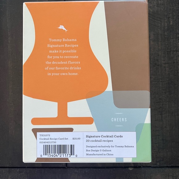 Like new! Bundle of cocktail recipe books - perfect for any entertainer! - Picture 6 of 6